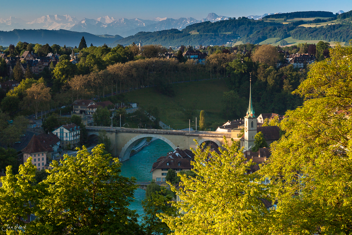 Nydeggbrücke Altstadt Bern Herbst Berneroberland Schweiz Jan Geerk Fotograf Basel
