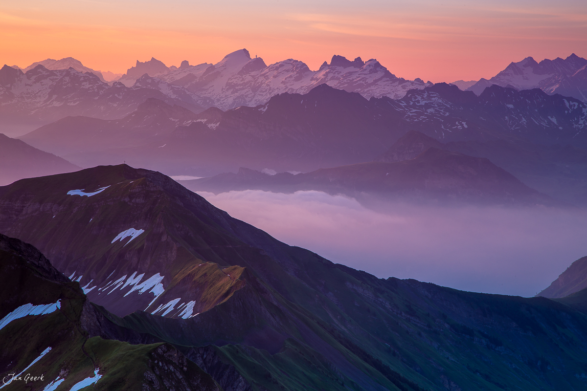 Brienzer Rothorn Alpenpanorama Sonnenaufgang Nebelmeer Berner Oberland Schweiz Jan Geerk