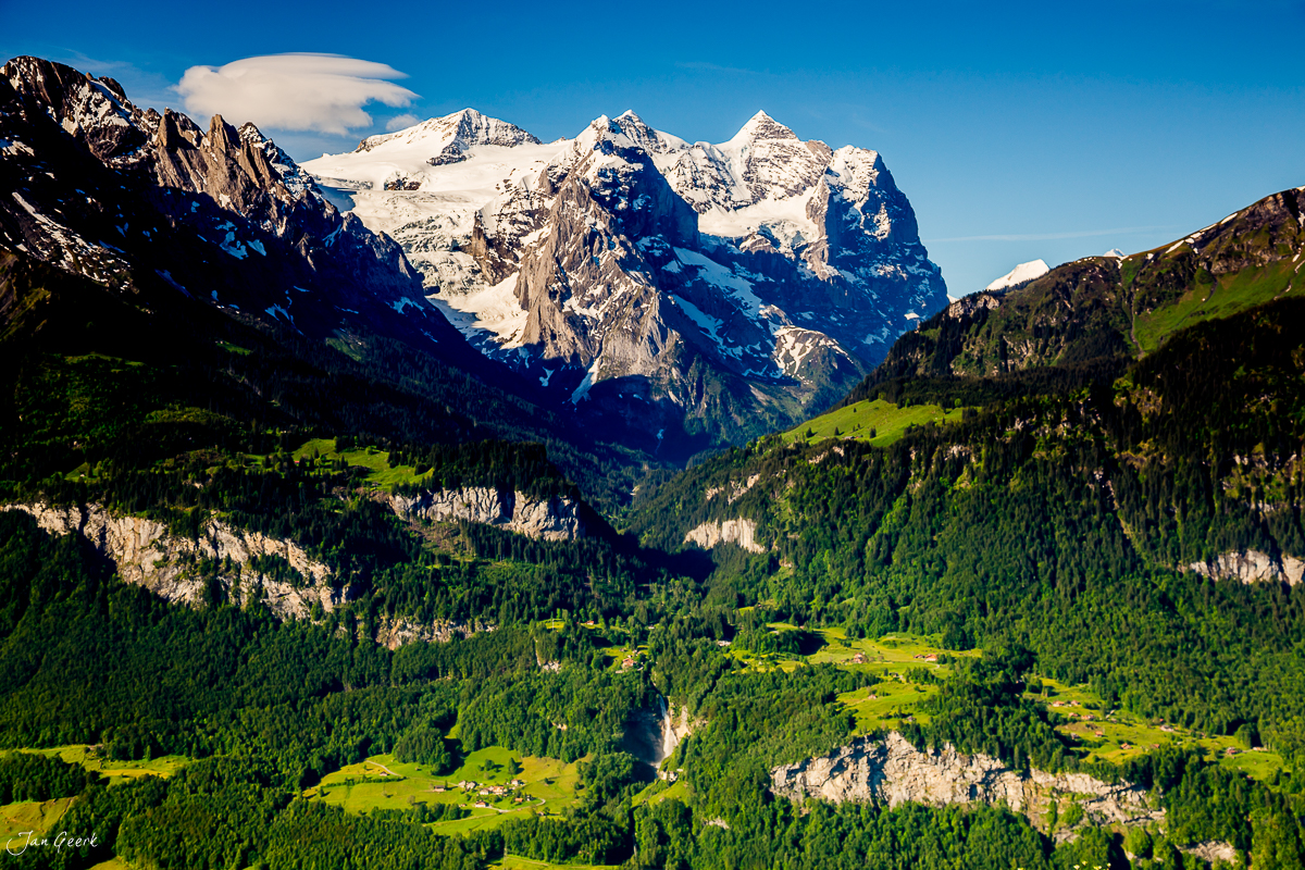 Wellhorn und Wetterhorn Alpenpanorama Hasliberg Sommer Berner Oberland Schweiz Fotograf