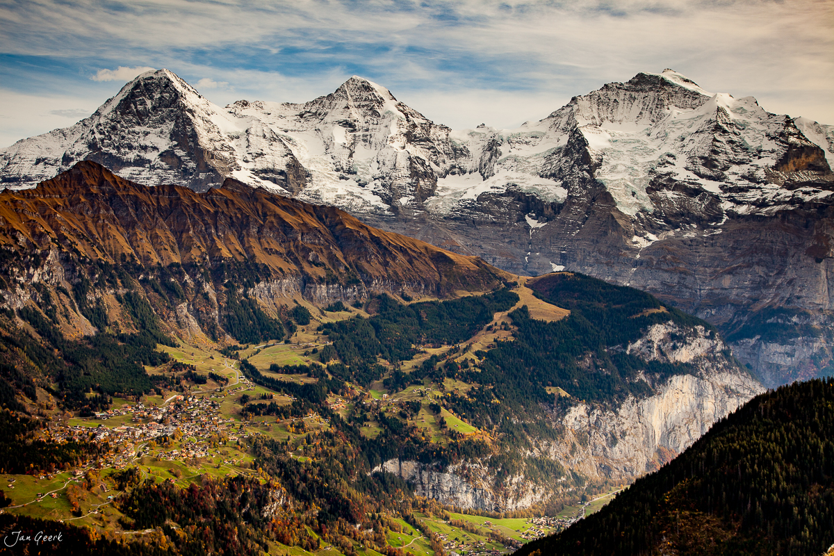 Lauterbrunnen Tal Helikopteraufnahme Schneebedeckte Gipfel Herbst Berner Oberland Schweiz Jan Geerk Fotograf Basel