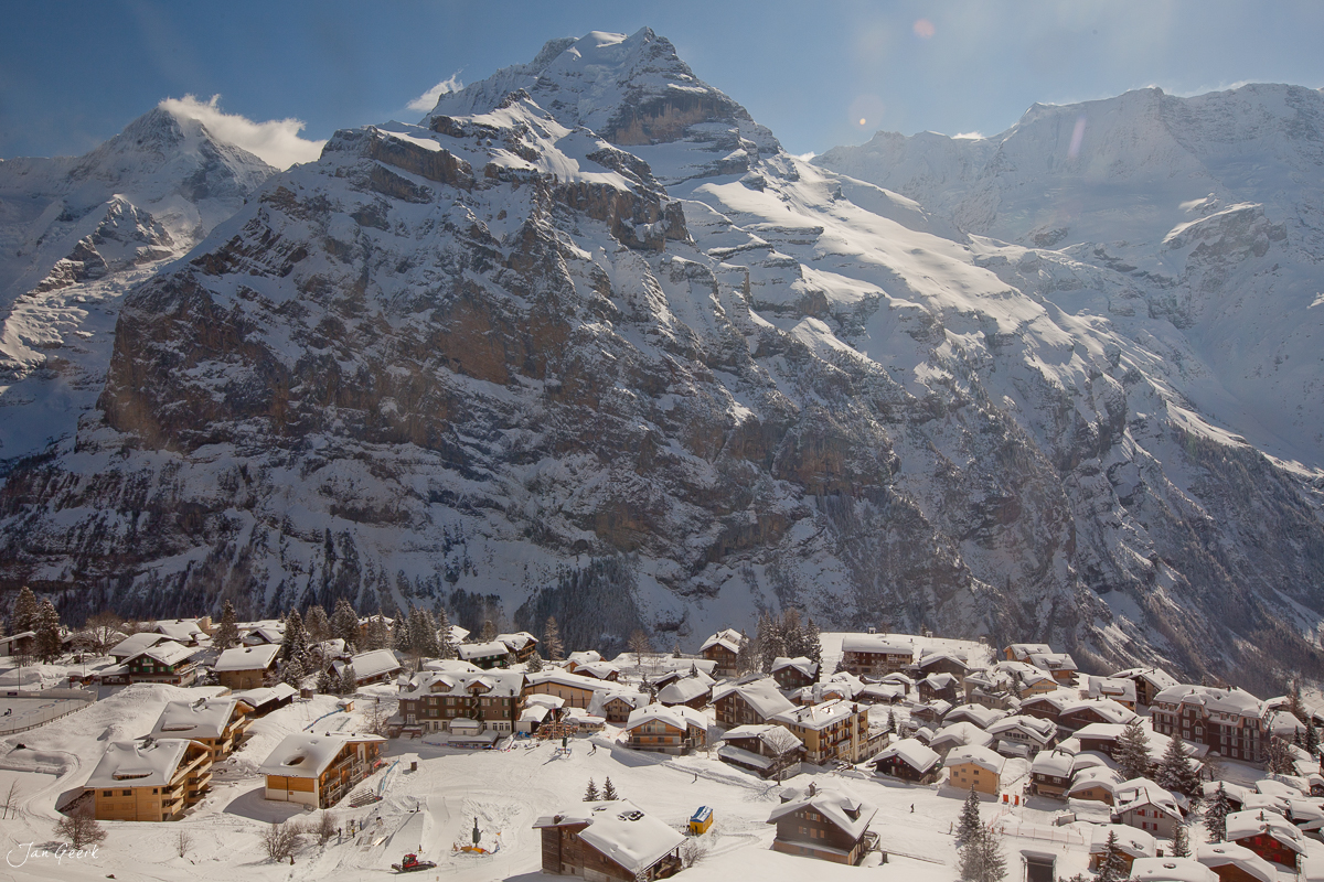 Mürren Bergdorf Schnee Winter Eiger Berner Oberland Schweiz Jan Geerk Fotograf Basel