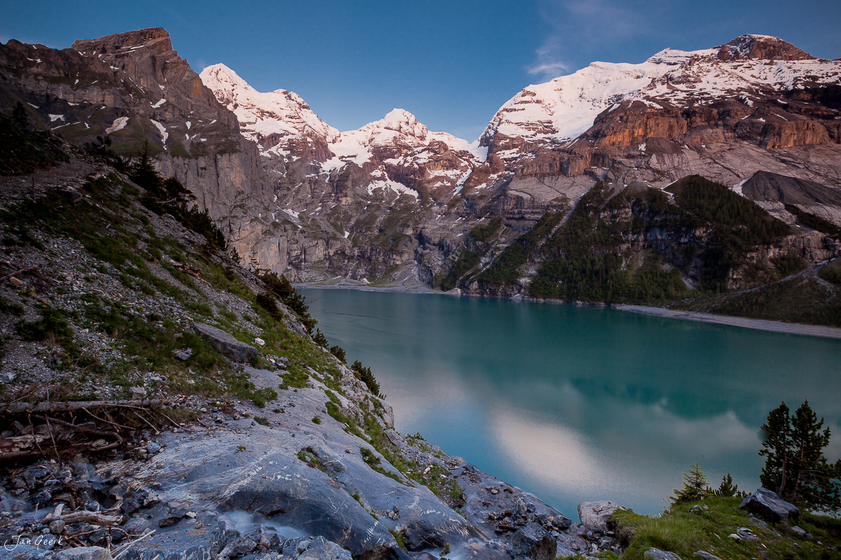 Oeschinensee Alpensee Kandersteg Sommertag Berner Oberland Schweiz Jan Geerk