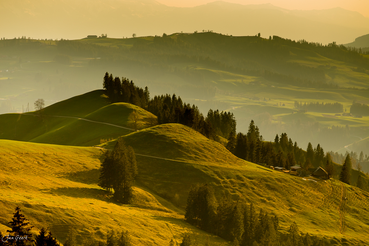 Frühjahrslandschaft Rämisgummen Sonnenaufgang Berner Oberland Emmental Schweiz Jan Geerk