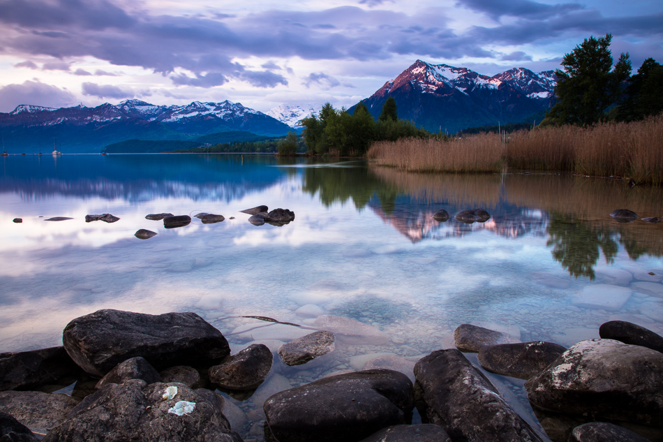 Thunersee Niesen Thun Gwatt Blaue Stunde Berner Oberland Schweiz – Jan Geerk Fotograf Basel