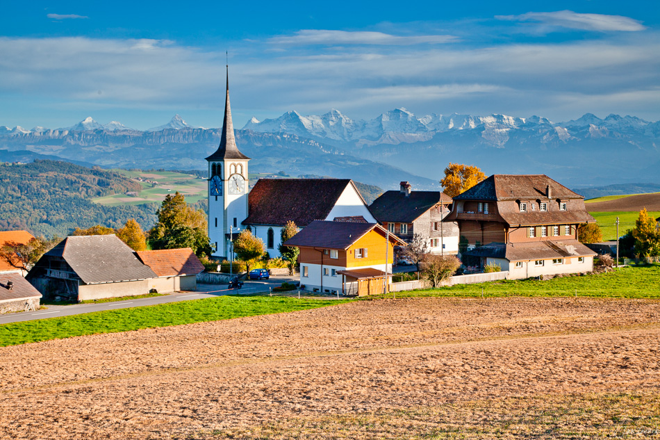 Zimmerwald Dorf Herbst Alpen Berner Oberland Schweiz Jan Geerk Fotograf Basel
