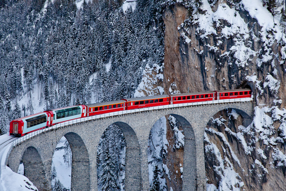 Glacier Express Landwasser Viadukt Filisur Winter Graubünden Schweiz – Jan Geerk Fotograf Basel