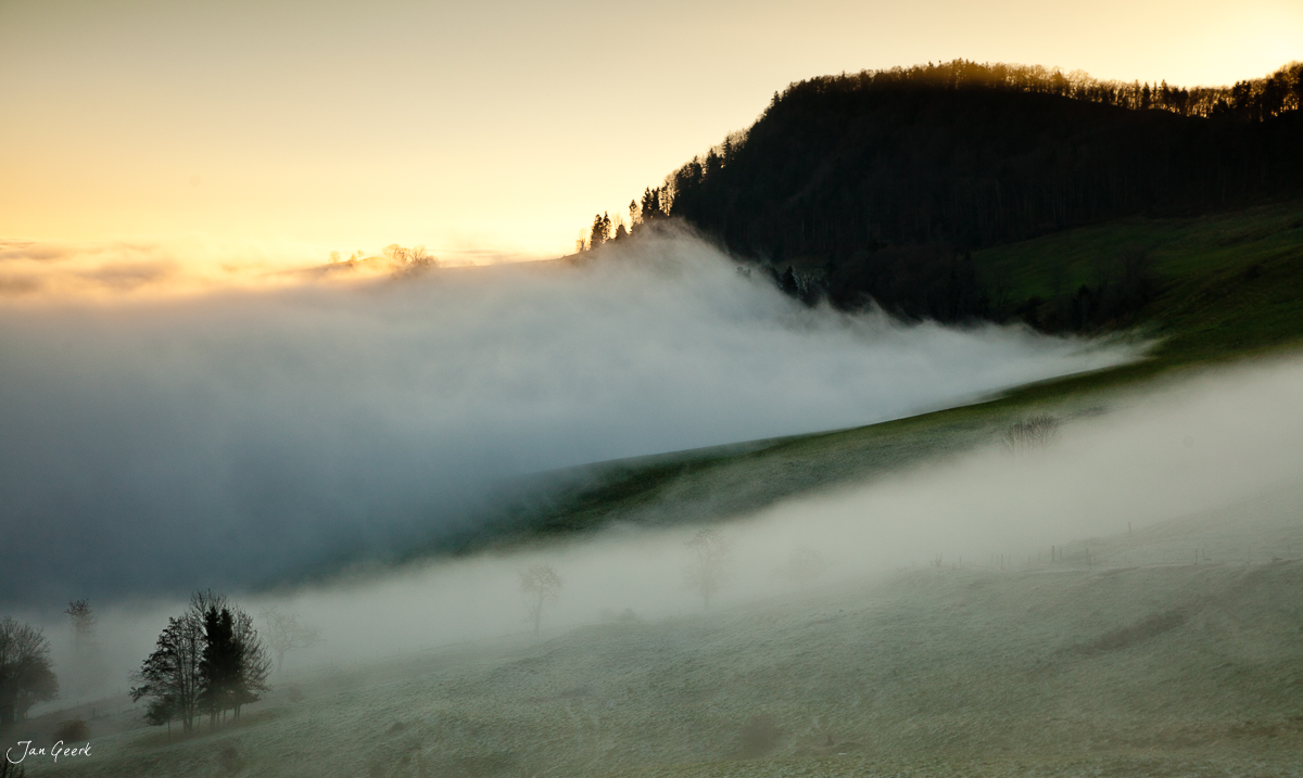 Nebelmeer Belchen Eptingen Sonnenaufgang Baselland Schweiz Jan Geerk Fotograf Basel