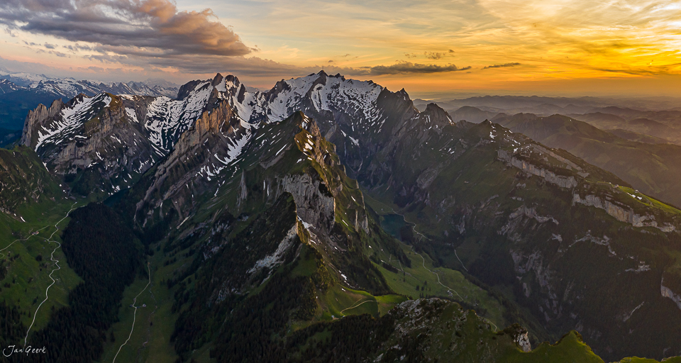 Alpstein Massiv Sonnenuntergang Appenzeller Alpen Ostschweiz – Jan Geerk Fotograf Basel