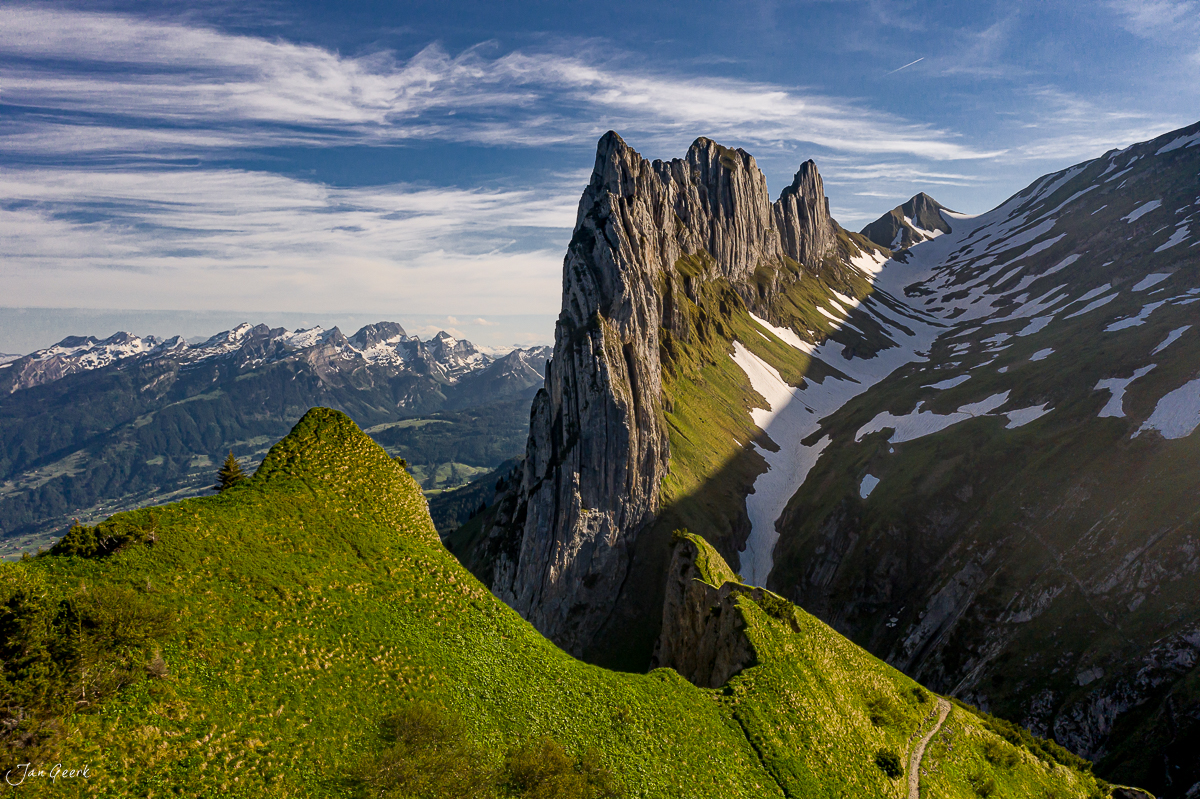 Kreuzberge mit Appenzeller Alpen grüne Berglandschaft Sommer Ostschweiz Schweiz Jan Geerk Fotograf Basel