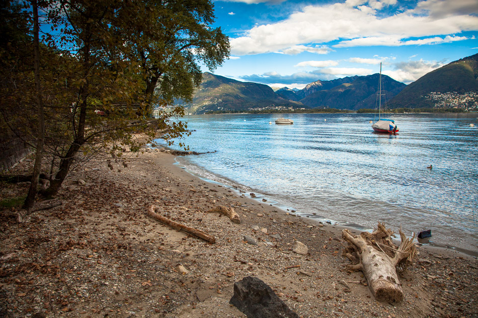 Seestrand Lago Maggiore Locarno Sommerlicher Alpensüdseite Schweiz Jan Geerk Fotograf
