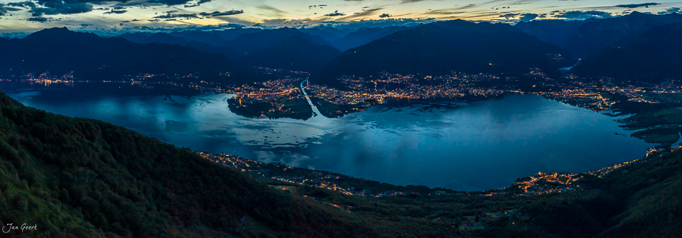 Luftaufnahme Lago Maggiore bei Ascona in der Abenddämmerung, Tessin Schweiz – Jan Geerk Fotograf Basel