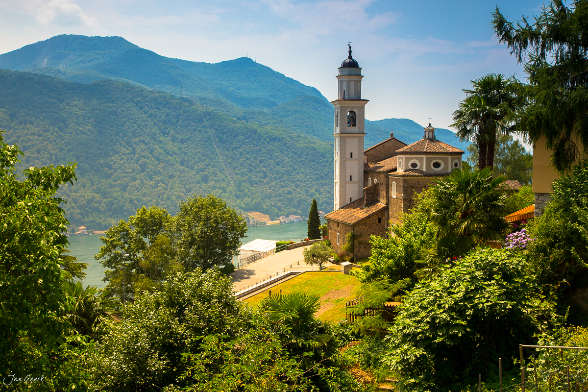 Kirche Madonna del Sacro Cuore Maggia Maggiatal Sommer Tessin Schweiz – Jan Geerk Fotograf Basel