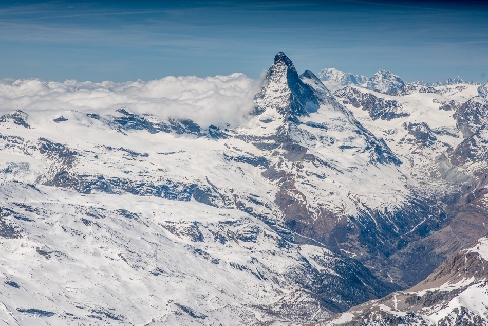 Matterhorn Luftaufnahme Frühjahr Wallis Schweiz Jan Geerk Fotograf Basel