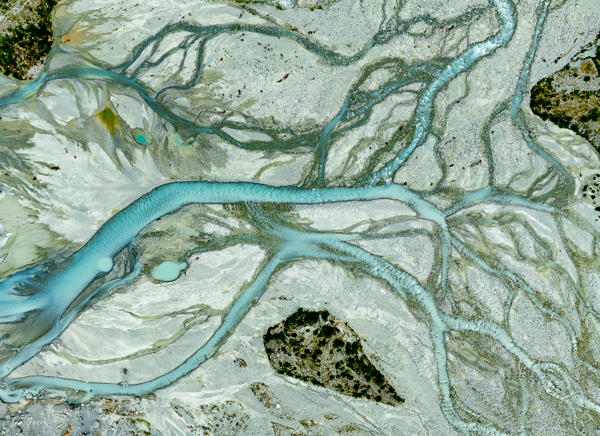 Gletscherbäche und Moränental Ferpecle Wallis Sommerlicht Schweiz Jan Geerk Fotograf Basel