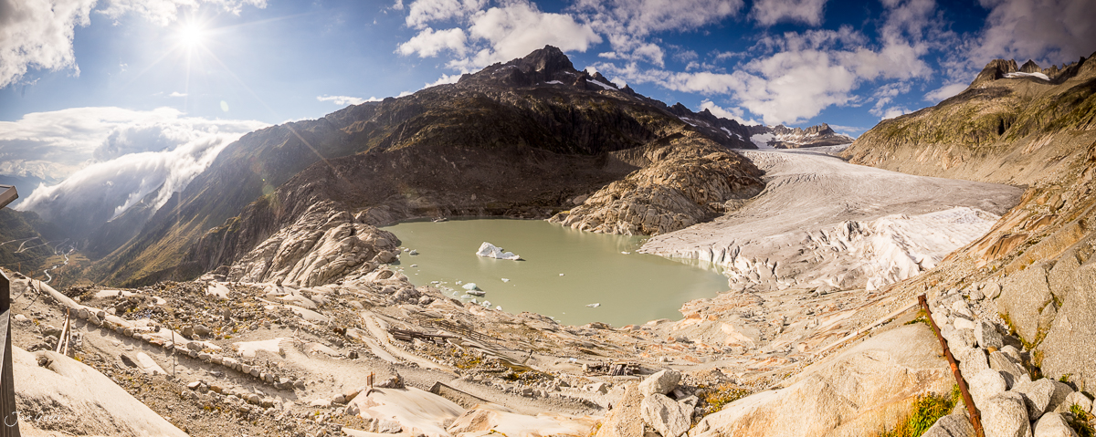 Rhonegletscher mit Gletschersee und Bergpanorama im Wallis, Schweiz – Jan Geerk Fotograf Basel