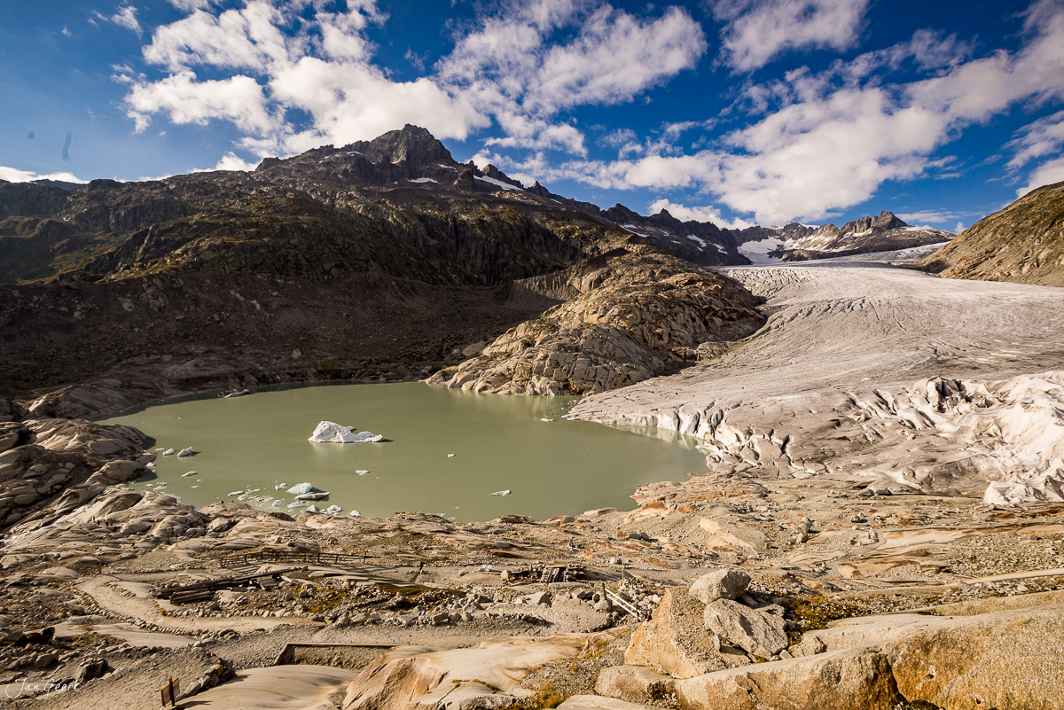 Rhonegletscher mit Gletschersee und Bergpanorama im Obergoms Wallis Schweiz – Jan Geerk Fotograf Basel