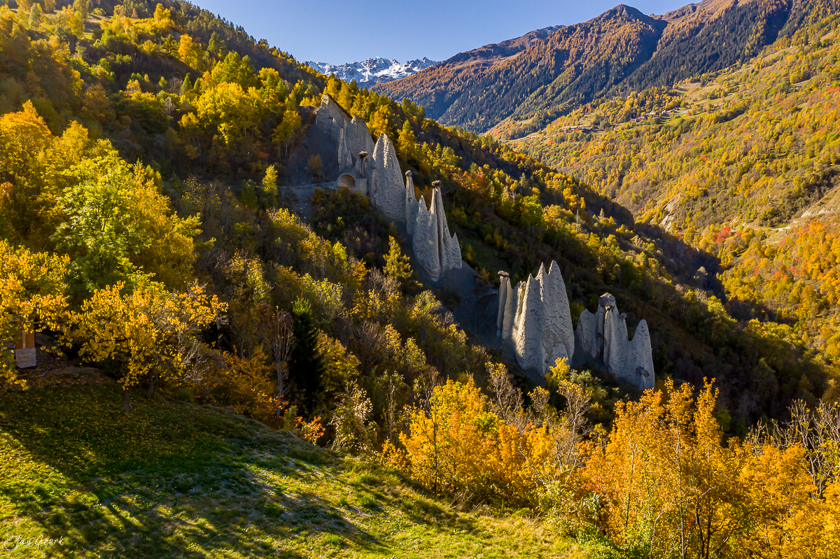 Erdpyramiden Val d'Hérens Euseigne Herbst Wallis Schweiz – Jan Geerk Fotograf Basel