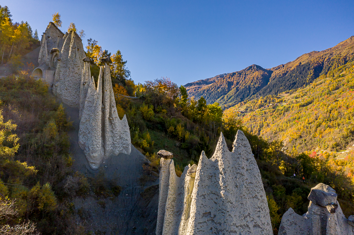 Erdpyramiden Euseigne Val d'Hérens Herbst Wallis Schweiz – Jan Geerk Fotograf Basel