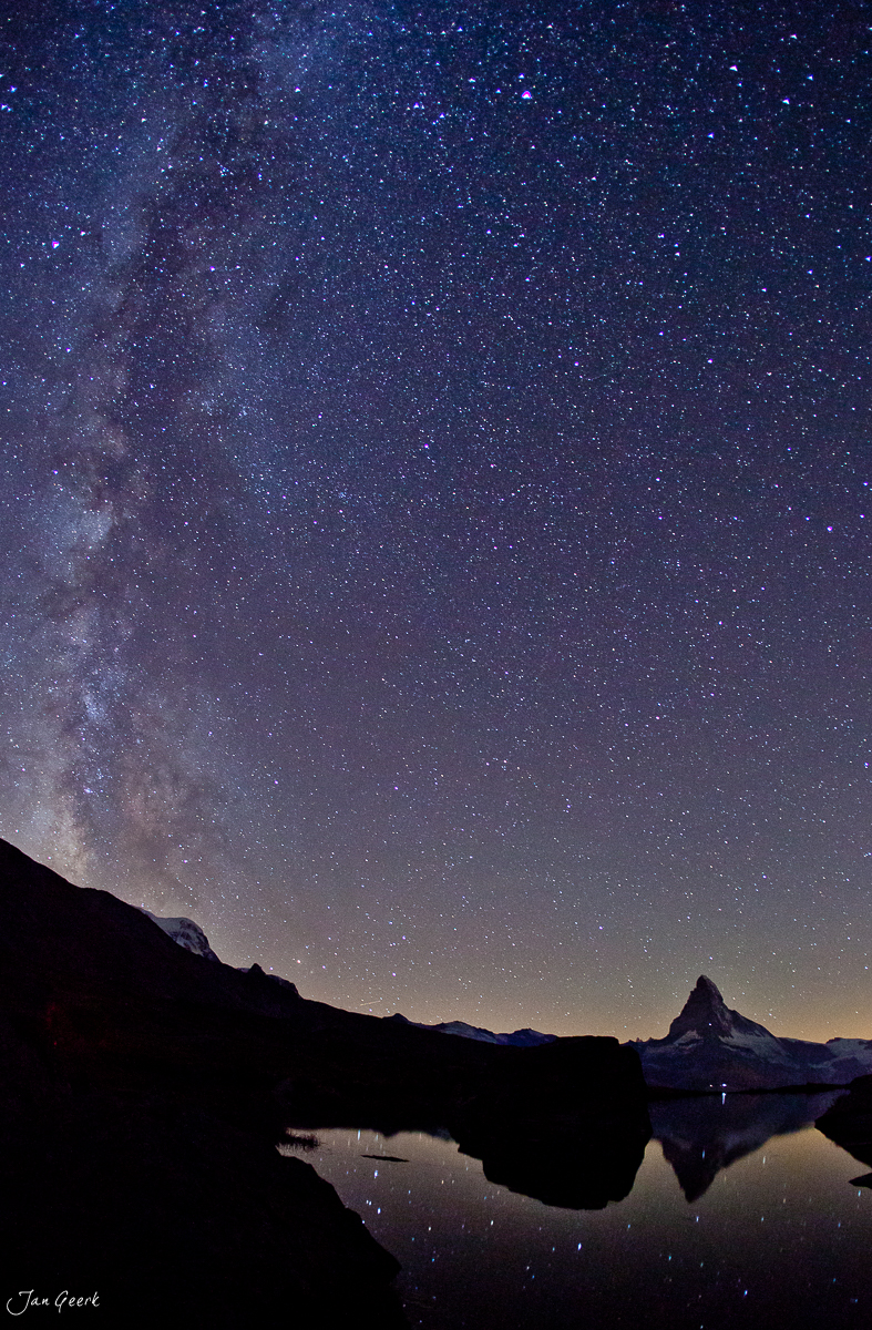 Matterhorn Sternenhimmel Milchstrasse Nacht Wallis Schweiz Jan Geerk Fotograf Basel