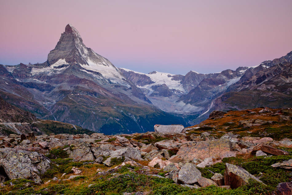 Matterhorn Alpengipfel Schnee Sonnenaufgang Wallis Schweiz Jan Geerk Fotograf Basel