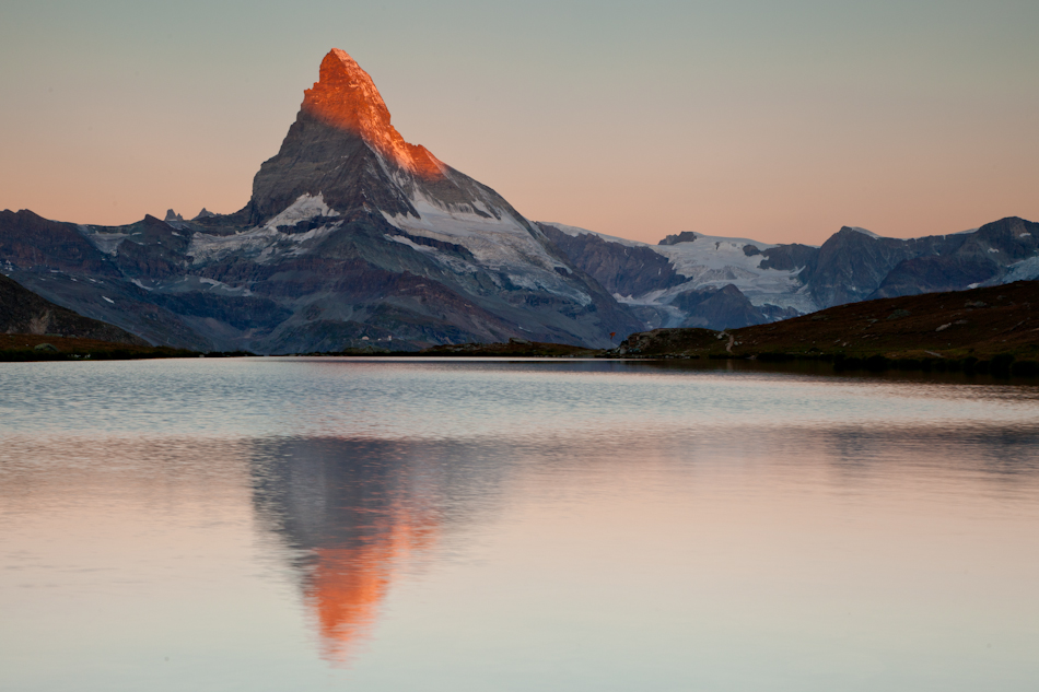 Matterhorn Sonnenaufgang Spiegelung Stellisee Wallis Schweiz Jan Geerk Fotograf Basel