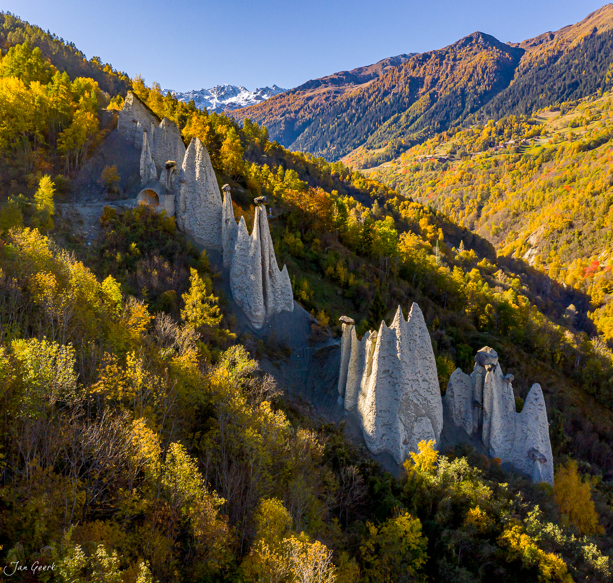 Ruinaulta Felsnadeln Herbst golden Surselva Graubünden Schweiz – Jan Geerk Fotograf Basel