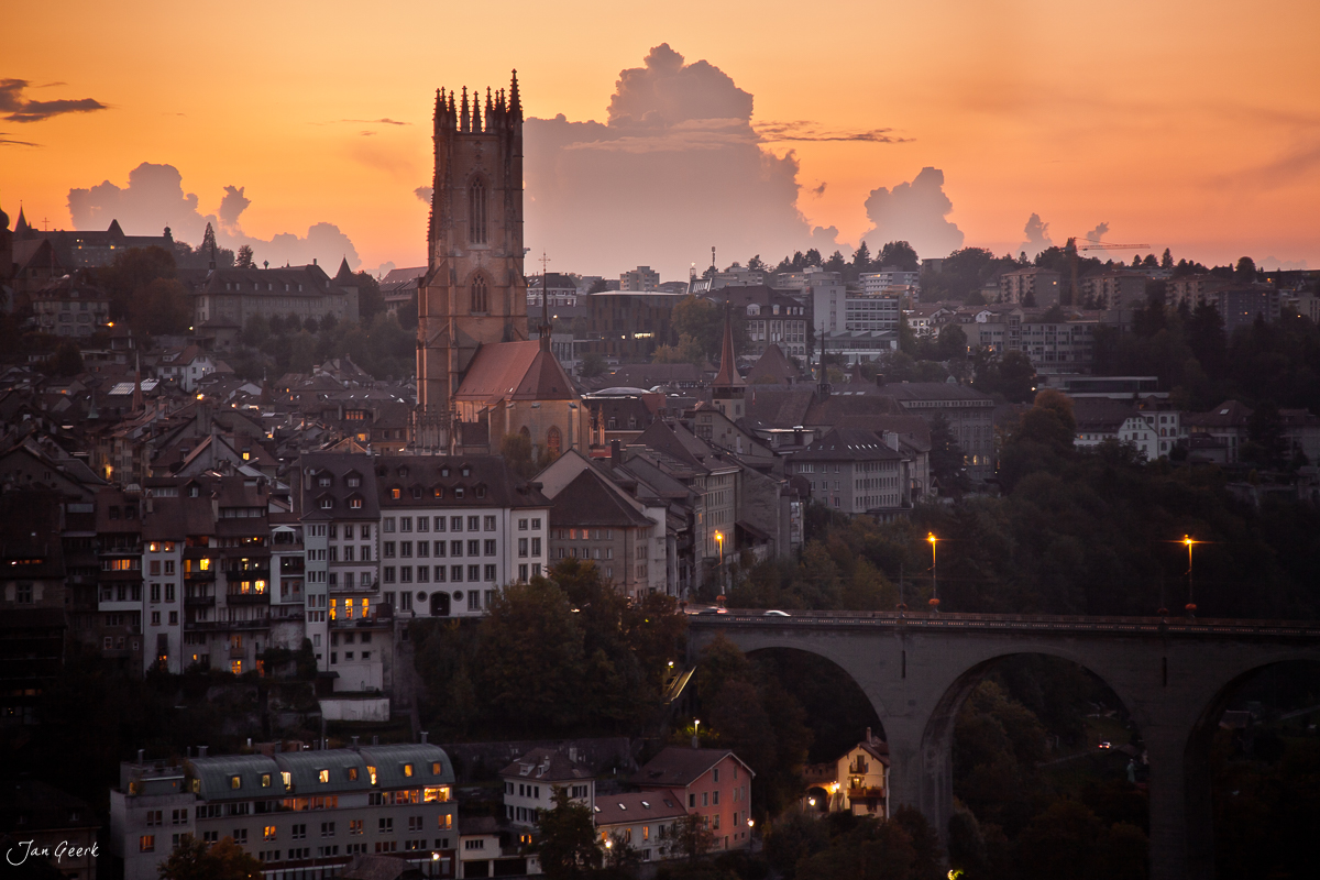 Freiburg/Fribourg Altstadt Sonnenaufgang Westschweiz Schweiz Jan Geerk Fotograf Basel