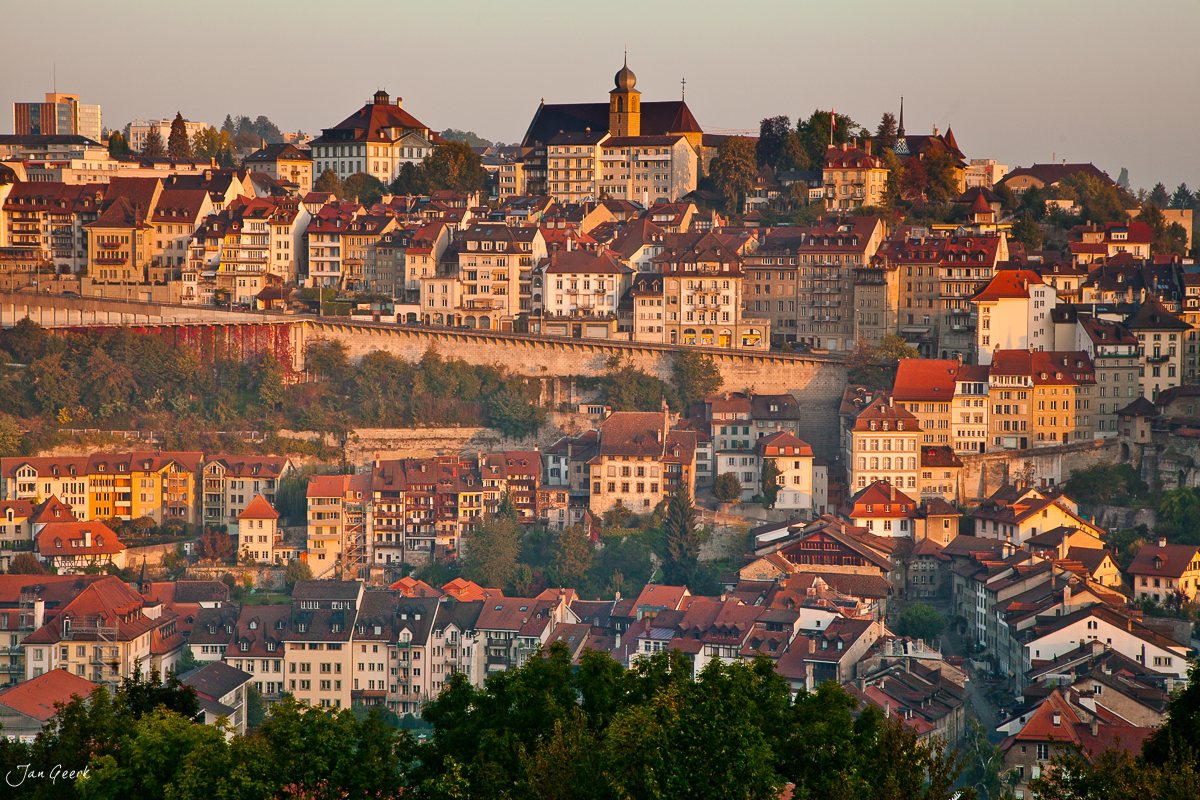 Freiburg/Fribourg Altstadt Sonnenuntergang Westschweiz Schweiz Jan Geerk Fotograf Basel