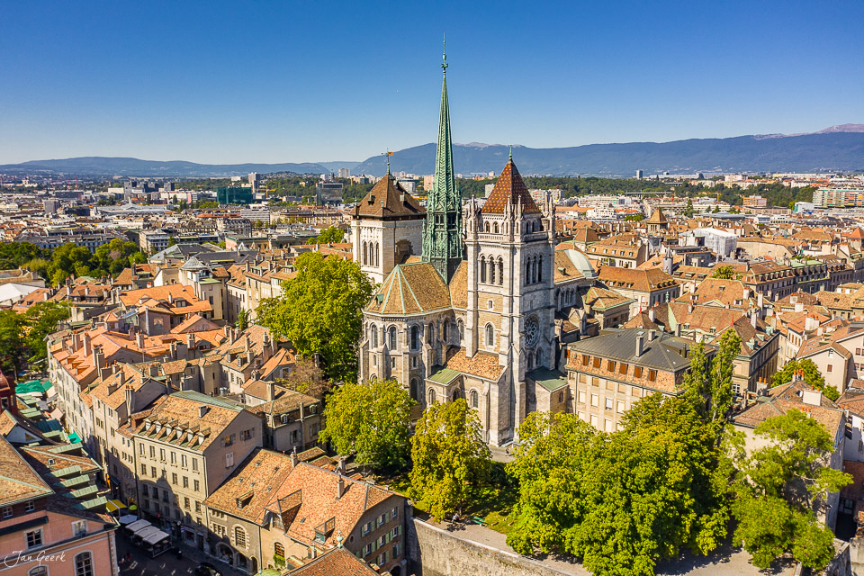 Kathedrale Saint-Pierre Luftaufnahme Genf Sommer Westschweiz Schweiz Jan Geerk Fotograf Basel