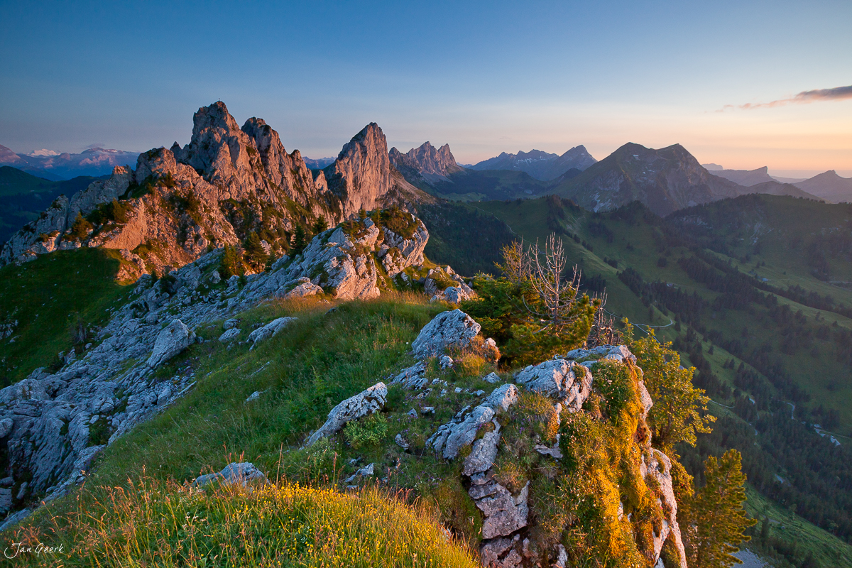 Gastlosen Felsmassiv Sonnenuntergang Freiburger Voralpen Kanton Freiburg / Fribourg Schweiz – Jan Geerk Fotograf Basel