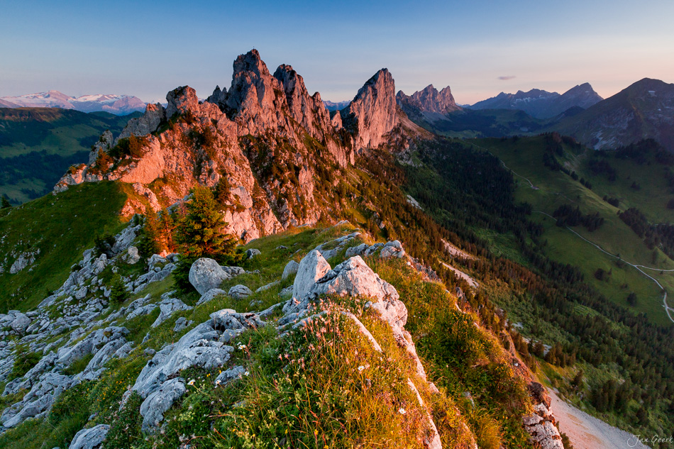 Gastlosen Kalkfelsen Herbst Sonnenuntergang Freiburger Voralpen Kanton Freiburg / Fribourg Schweiz – Jan Geerk Fotograf Basel