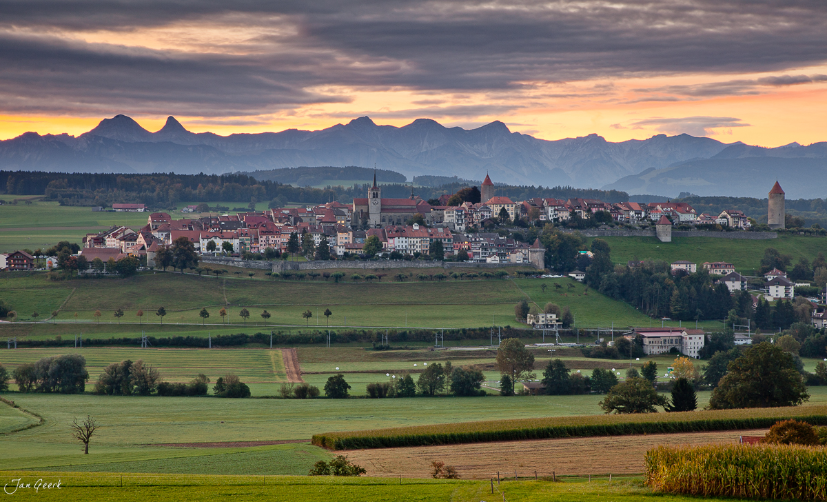 Freiburg/Fribourg Altstadt Morgenlicht Herbst Fribourg Greyerzerland / Pays de la Gruyère Schweiz Jan Geerk Fotograf Basel
