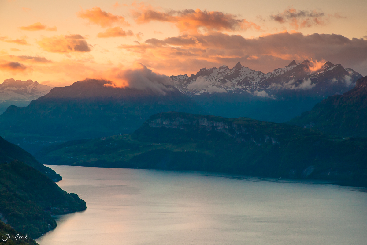 Vierwaldstättersee Sonnenaufgang Bürgenstock Alpen Zentralschweiz Schweiz Jan Geerk Fotograf Basel