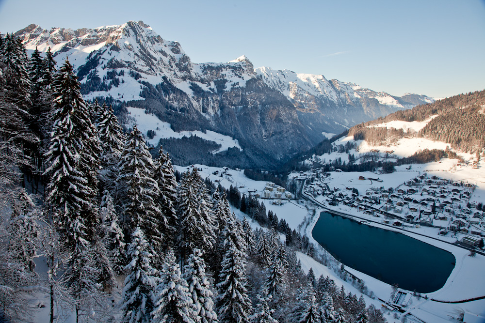 Engelberg Winterlandschaft Schnee Bergsee Appenzeller Alpen Zentralschweiz Schweiz Jan Geerk Fotograf Basel