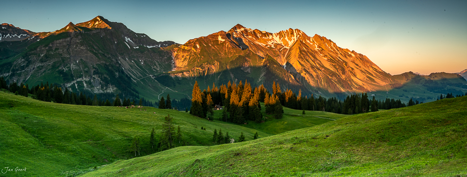 Berglandschaft Glaubenbielen mit Titlis und Wellhorn bei Sonnenaufgang, Obwalden Schweiz – Jan Geerk Fotograf Basel