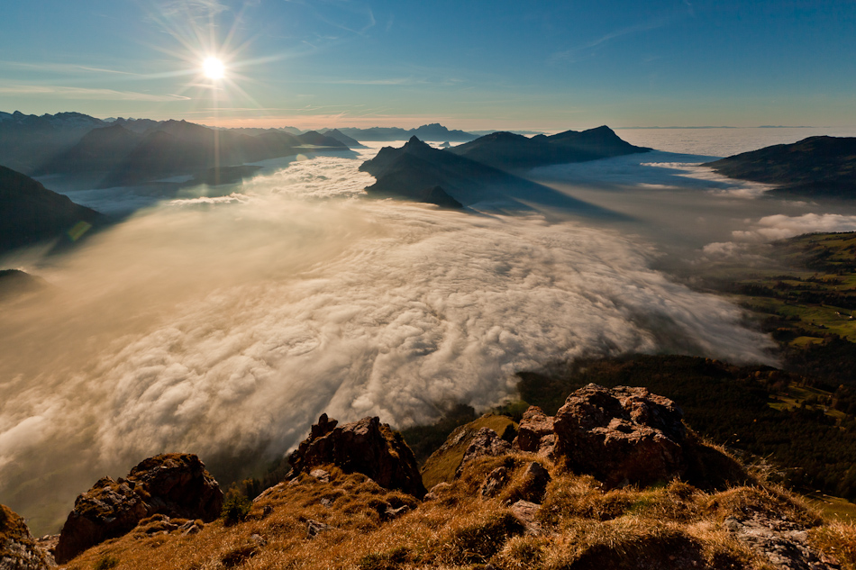 Grosser Mythen Wolkenmeer Sonnenaufgang Zentralschweiz Schweiz Jan Geerk Fotograf Basel