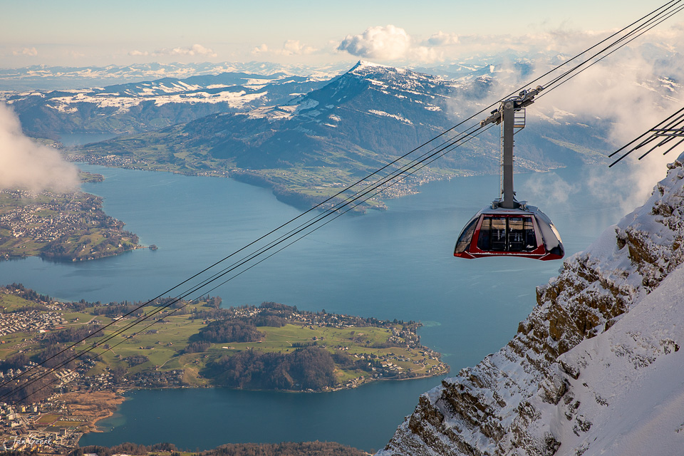 Luftseilbahn Pilatus Winter Schnee Vierwaldstättersee Luzern Schweiz Jan Geerk Fotograf Basel