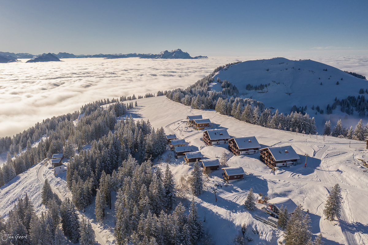 Luftaufnahme Scheidegg Alpenlandschaft Schnee Winter Zentralschweiz Schweiz Jan Geerk Fotograf Basel
