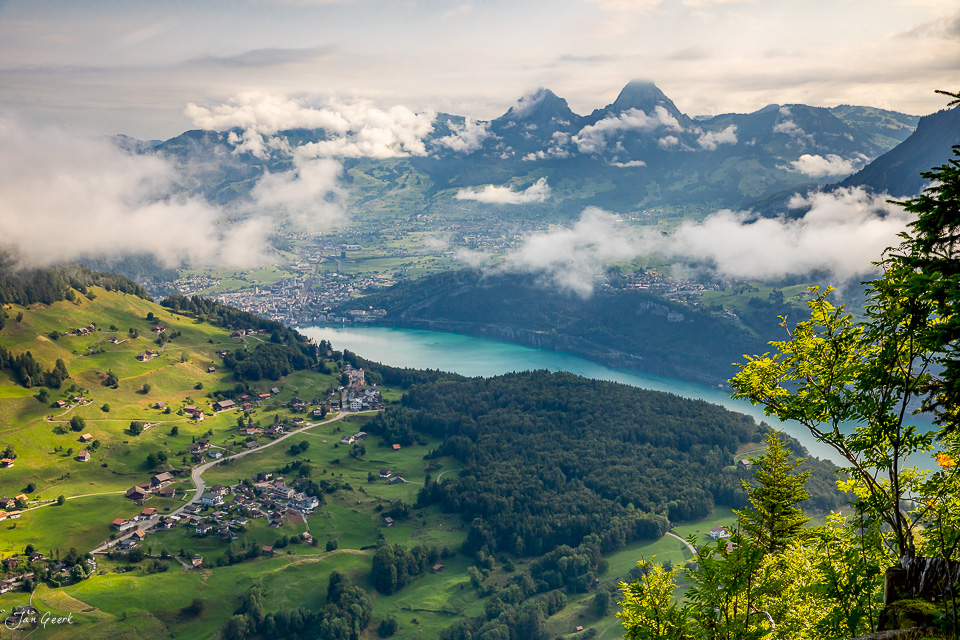 Alpental Seelisberg mit Urnersee Bergsee Sommerlandschaft Zentralschweiz Schweiz Jan Geerk Fotograf Basel