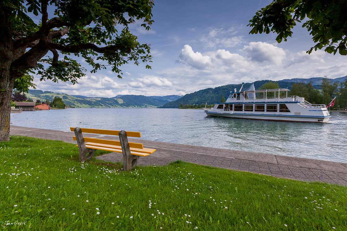 Ausflugsschiff Ägerisee Lauerz Sommer Zentralschweiz Schweiz Jan Geerk Fotograf Basel