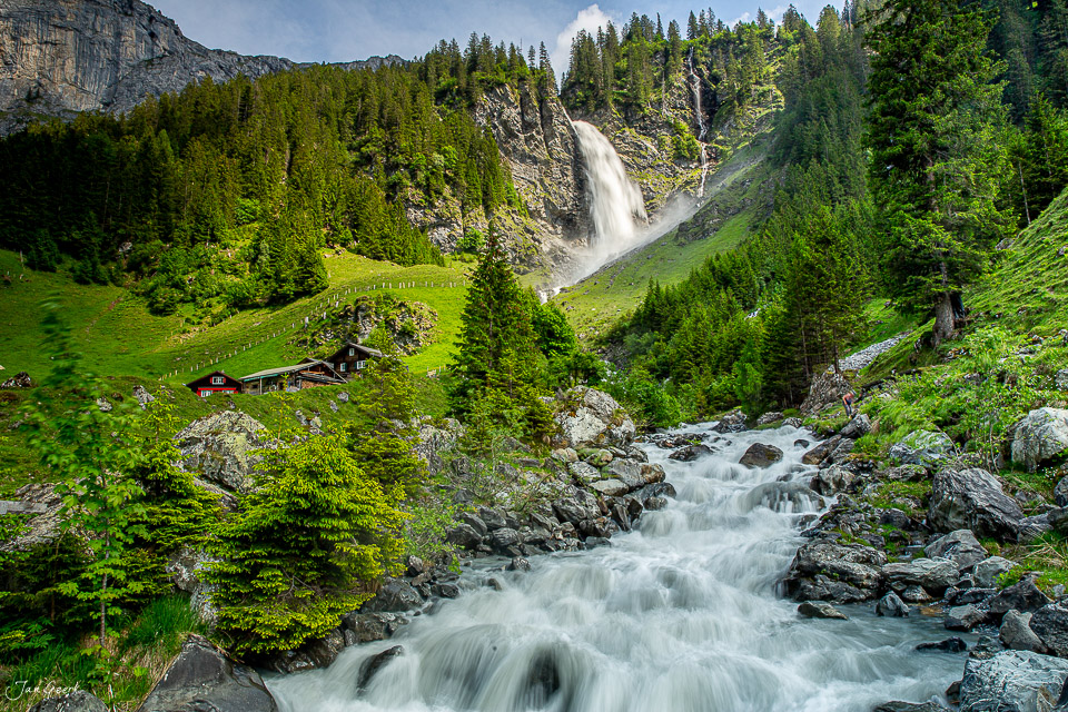 Stäubifall Wasserfall Alp Äsch Sommer Uri Schweiz Jan Geerk Fotograf Basel