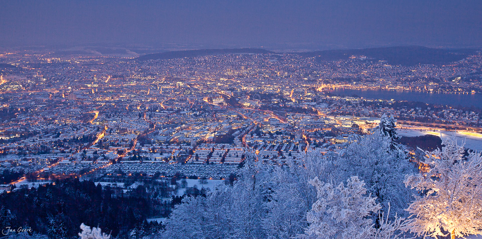 Zürich Uetliberg Schnee Sonnenaufgang Blaue Stunde Winter Schweiz Jan Geerk Fotograf Basel