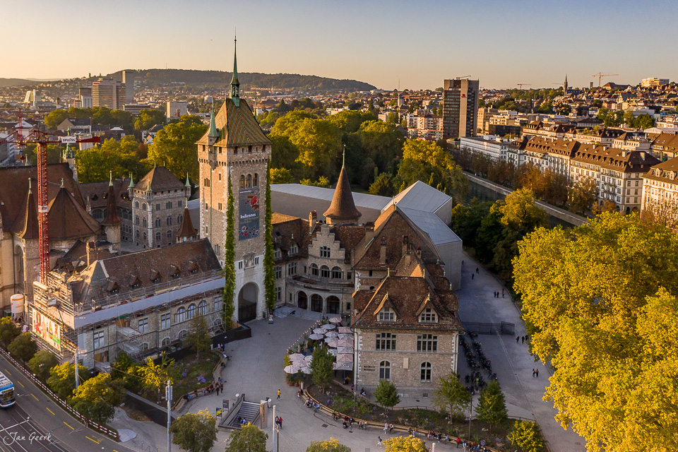 Zürich Landesmuseum Luftaufnahme Abendlicht Schweiz Jan Geerk Fotograf Basel